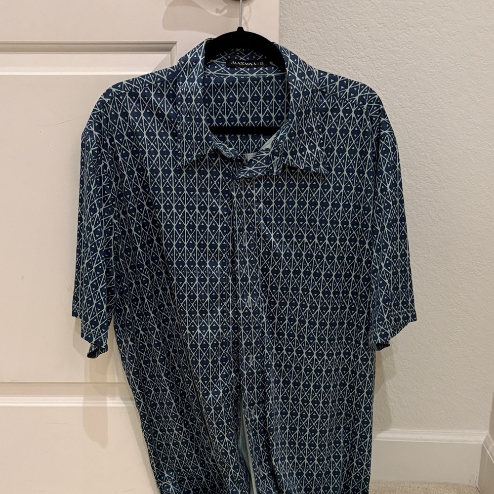 Manaola Navy Geometric Casual Shirt